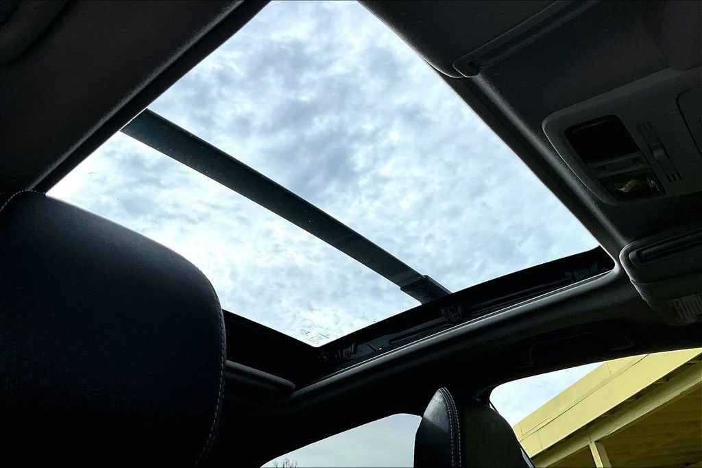 Used 2015 Subaru Forester 2.5i Limited image 15