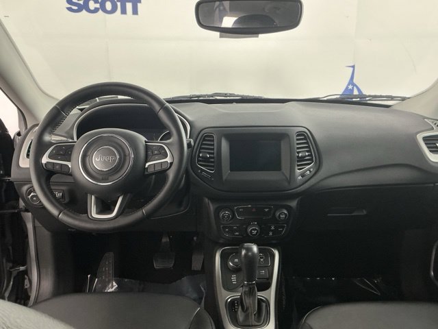 Used 2019 Jeep Compass Latitude AWD/4WD image 33