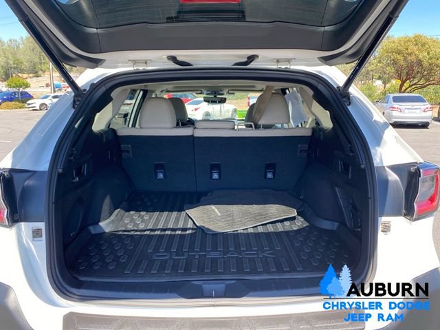 Used 2023 Subaru Outback Limited AWD/4WD image 10