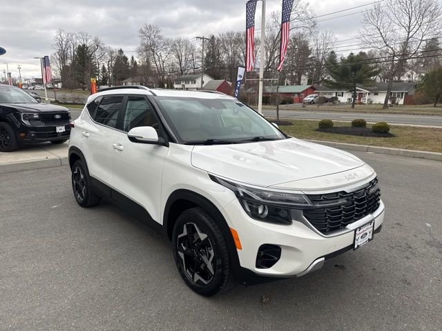 Used 2024 Kia Seltos EX image 4