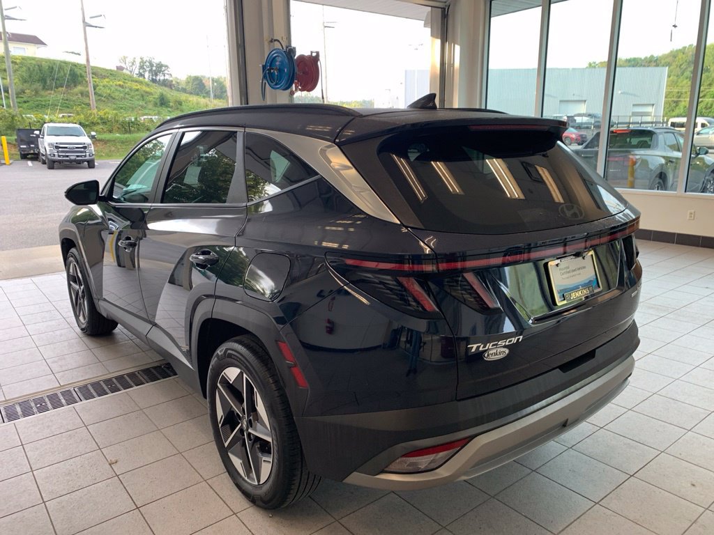 Certified 2025 Hyundai Tucson SEL AWD/4WD image 15