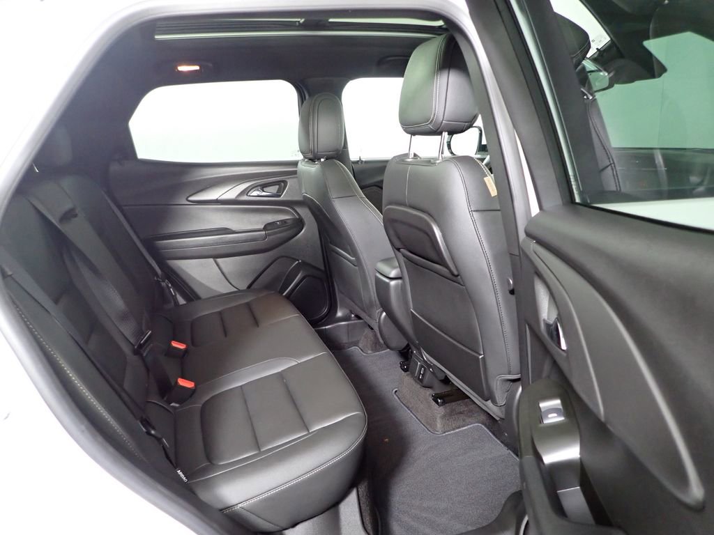 Used 2023 Chevrolet TrailBlazer ACTIV w/ Sun and Liftgate Package image 33