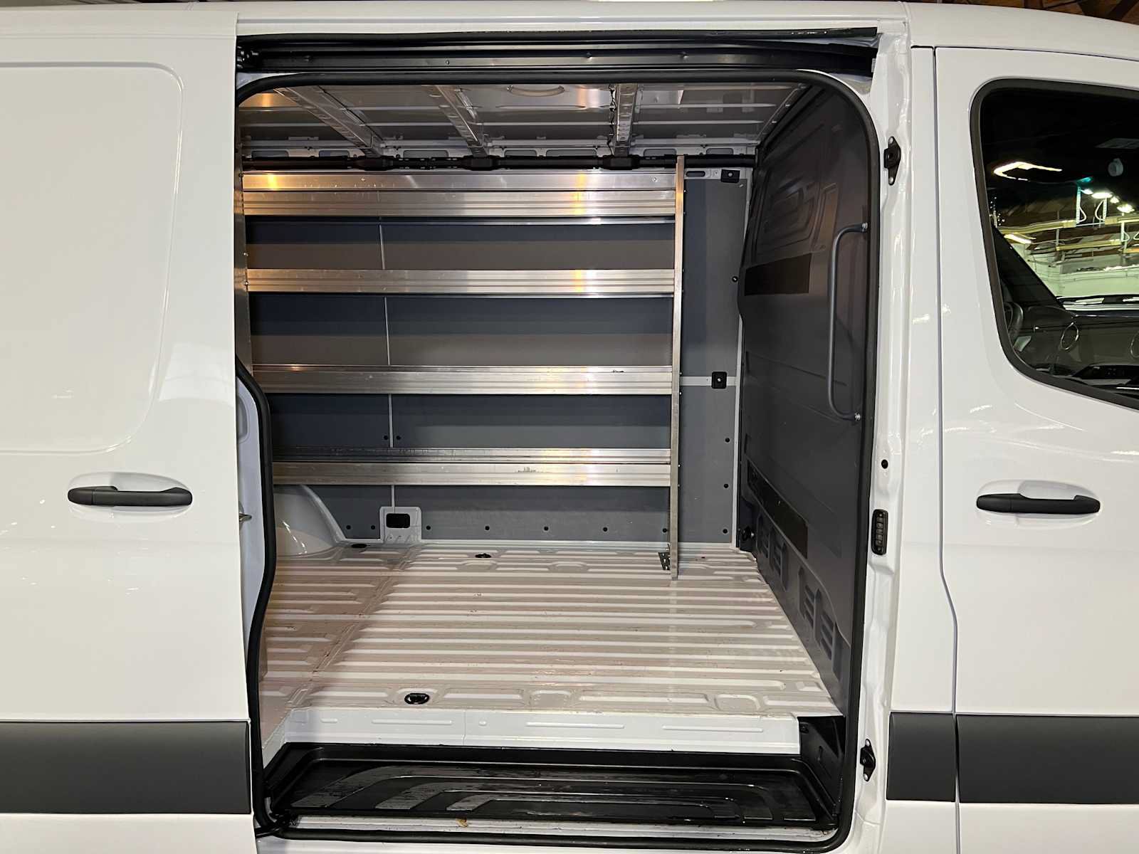 Used 2025 Mercedes-Benz Sprinter 2500 image 13