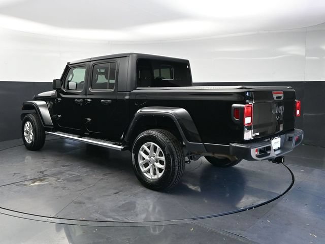 Used 2023 Jeep Gladiator Sport AWD/4WD image 3