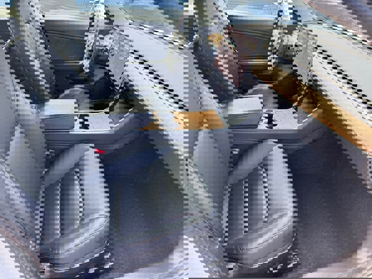 Used 2020 Tesla Model 3 Long Range image 17