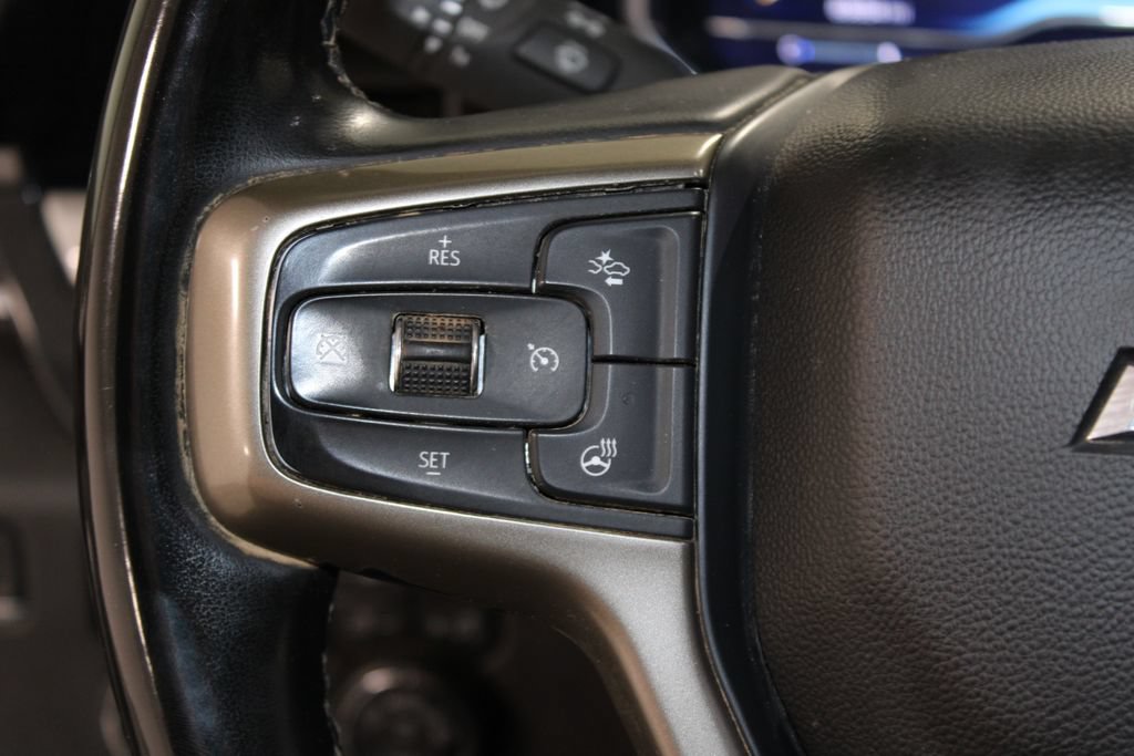 Used 2024 Chevrolet Silverado 2500 High Country w/ High Country Premium Package AWD/4WD image 38