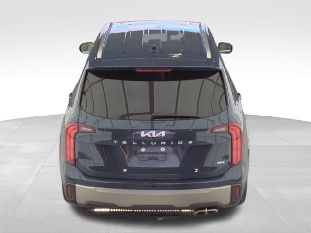 Used 2025 Kia Telluride S image 6