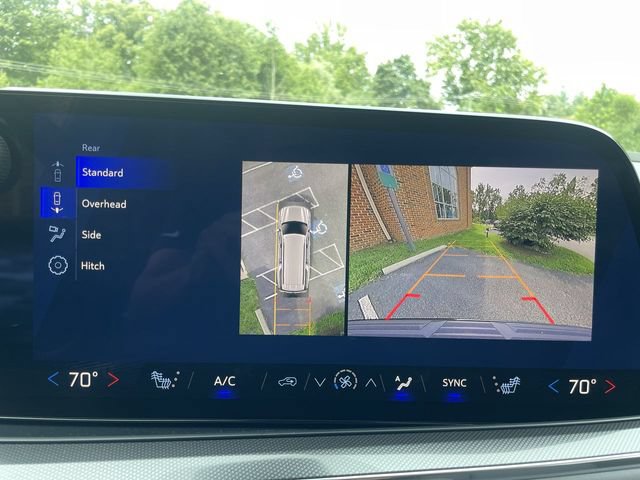 New 2026 Chevrolet Suburban RST w/ RST Capability Package AWD/4WD image 17