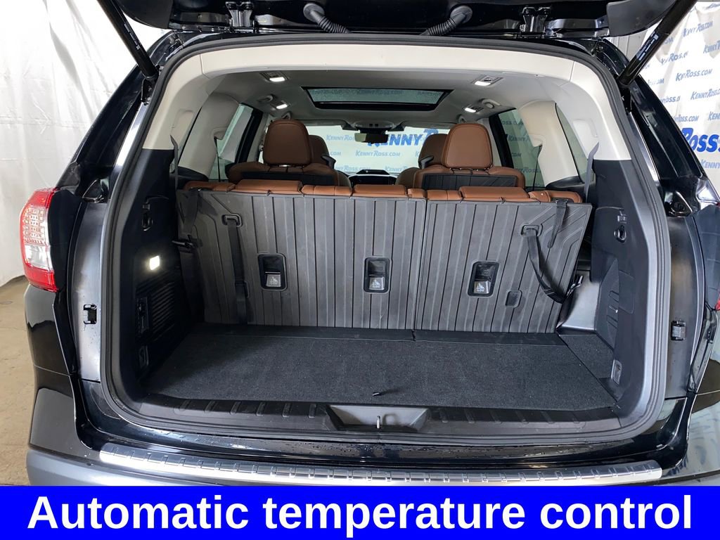 Certified 2025 Subaru Ascent Touring AWD/4WD image 21
