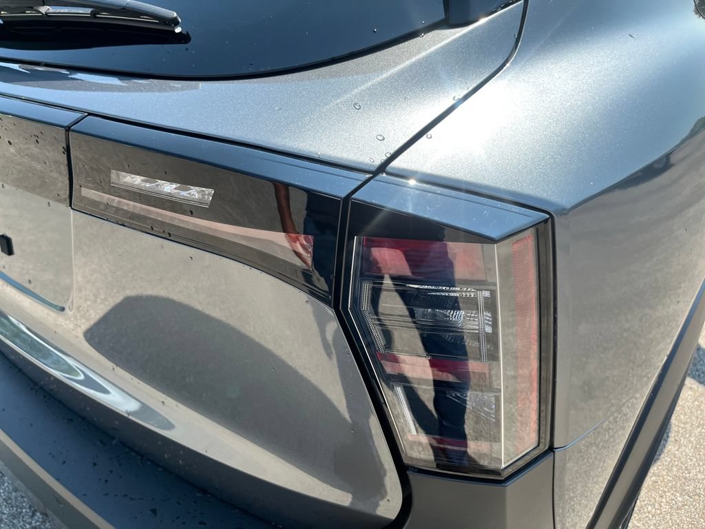 New 2027 Nissan Kicks SR w/ Cold Weather Package FWD image 42