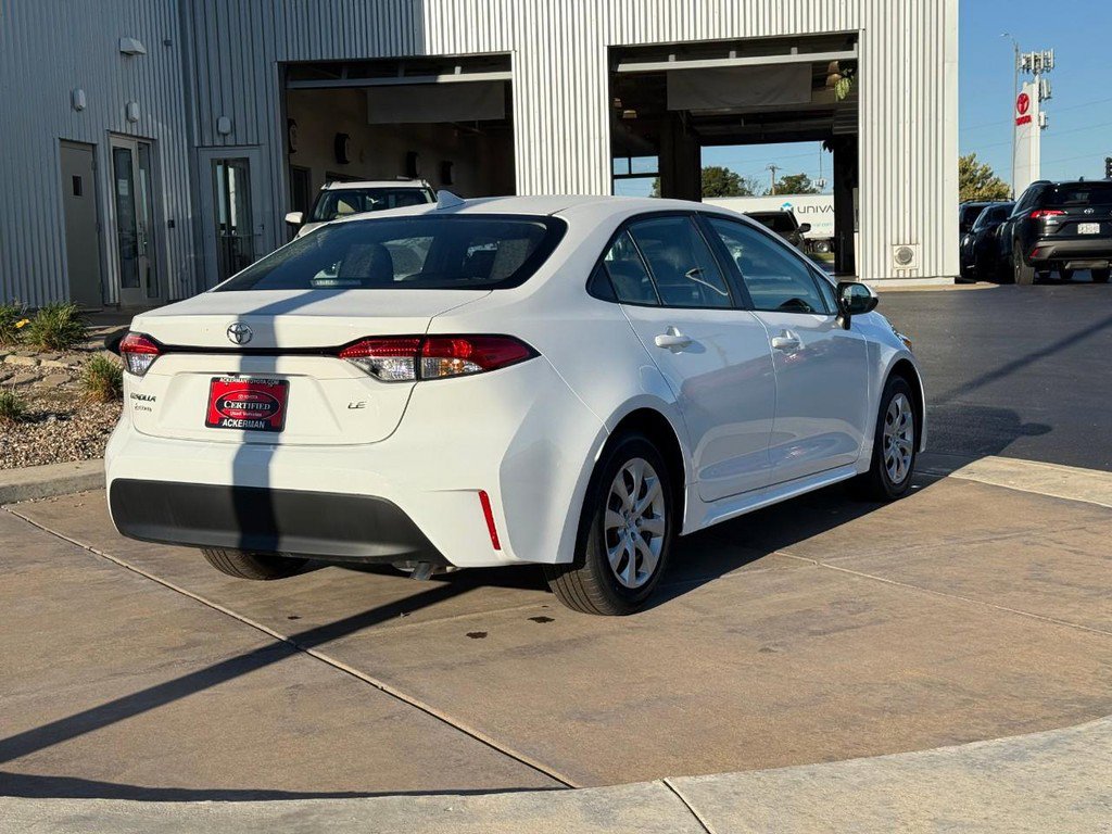Certified 2025 Toyota Corolla LE image 5