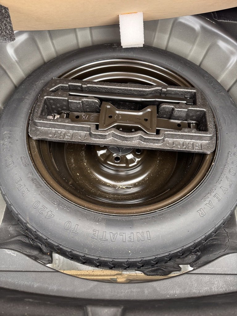 Used 2021 Nissan Maxima SR w/ Sport Mat Group image 15