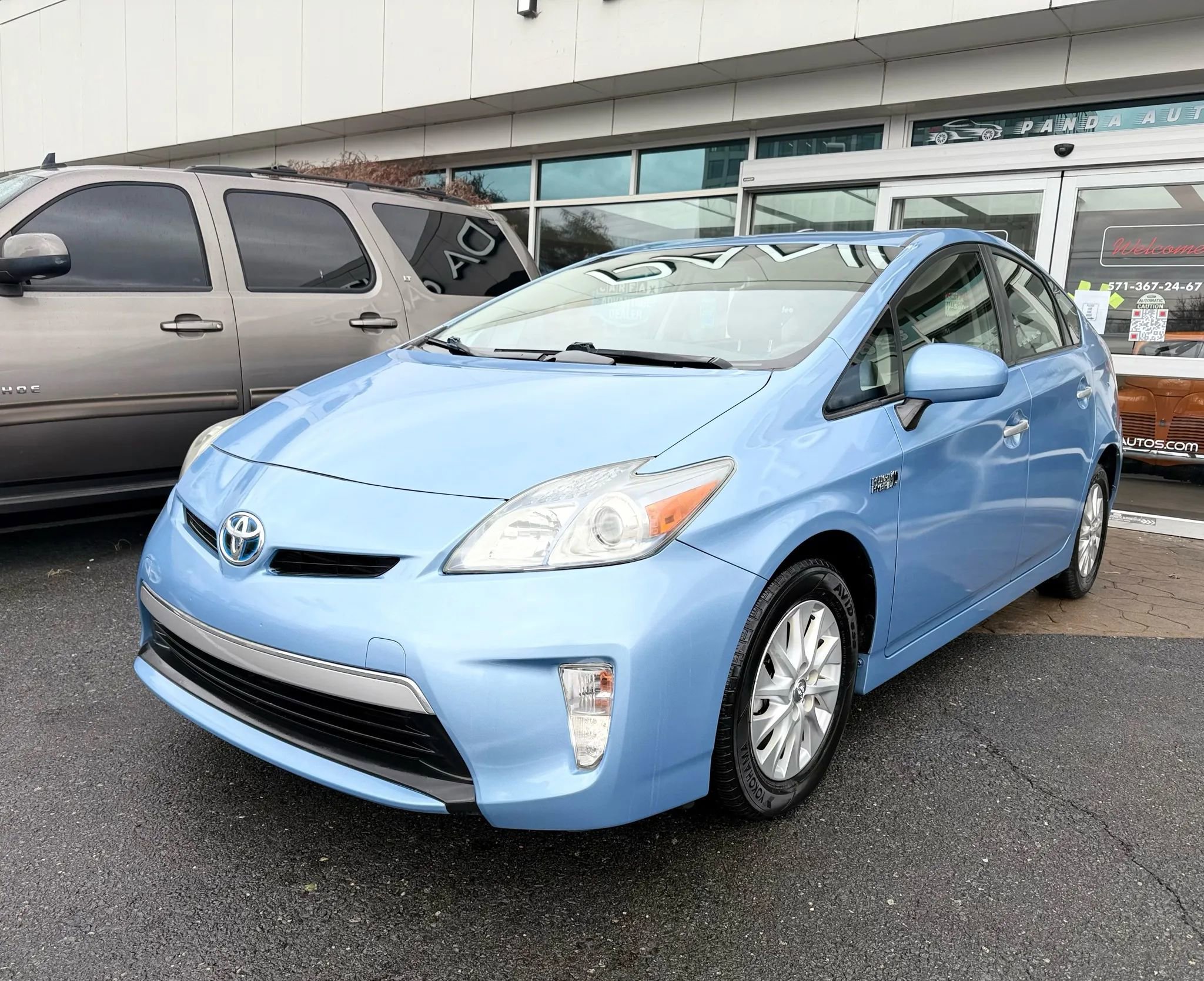Used 2013 Toyota Prius Prime Plug-In Hybrid FWD image 3
