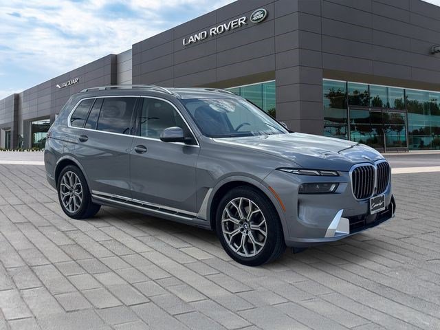 Used 2024 BMW X7 xDrive40i AWD/4WD image 7