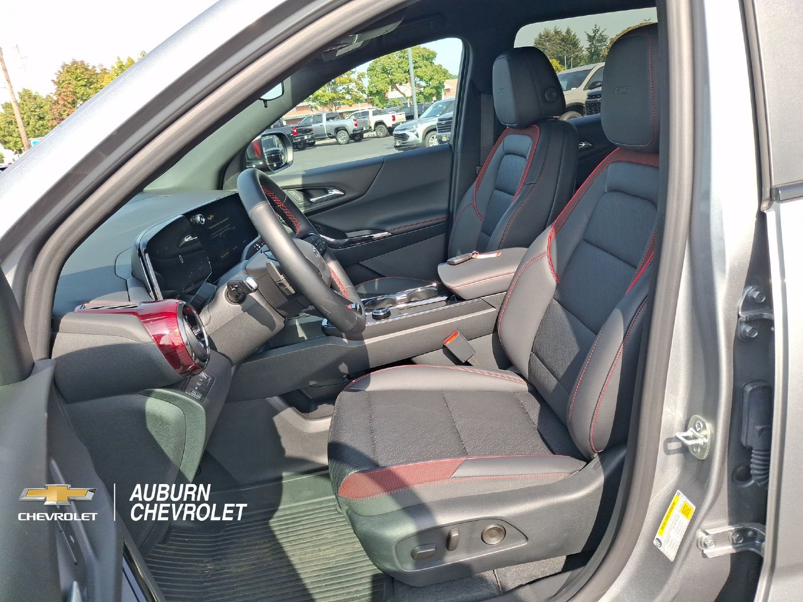 New 2027 Chevrolet Equinox RS w/ LPO, Floor Liner Package AWD/4WD image 16