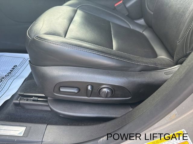 Used 2019 GMC Acadia SLT image 11