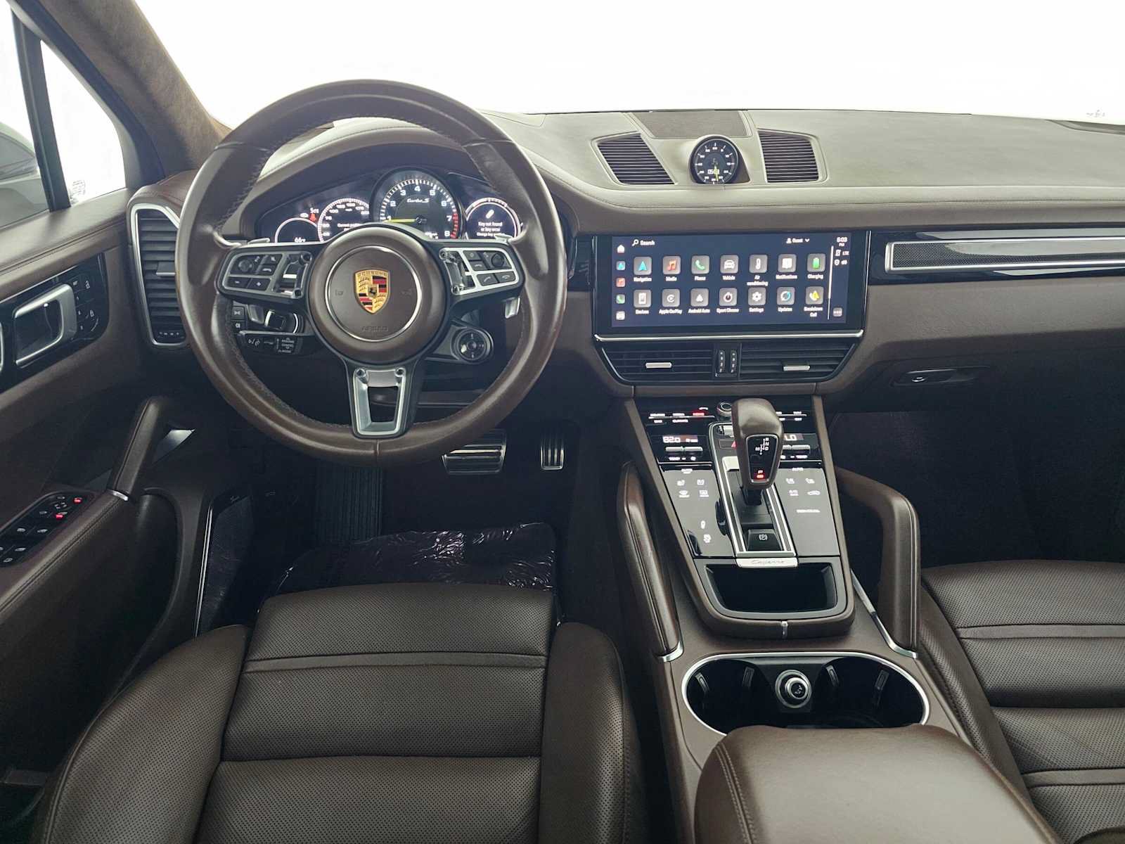 Used 2022 Porsche Cayenne Turbo S w/ Assistance Package AWD/4WD image 18