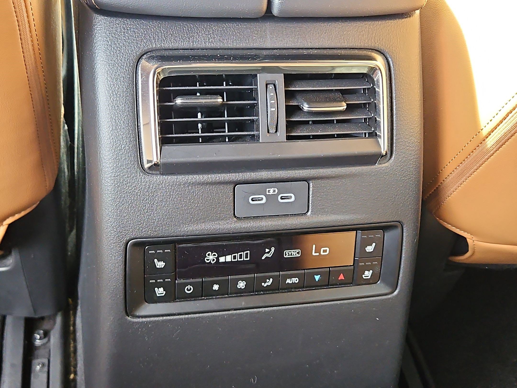 Certified 2025 MAZDA CX-90 3.3 Turbo S w/ Premium Plus AWD/4WD image 27