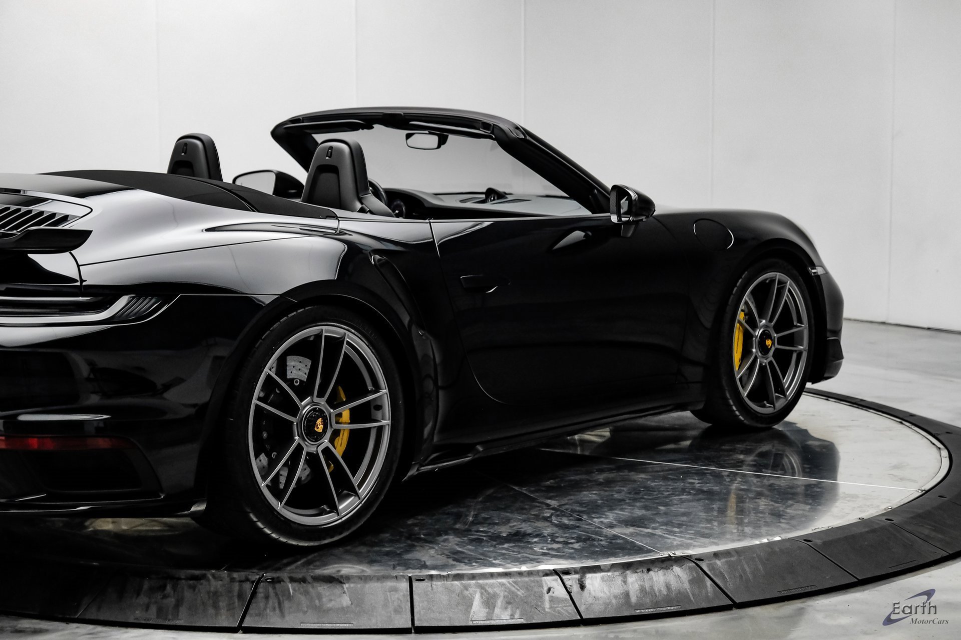 Used 2022 Porsche 911 Turbo S image 21