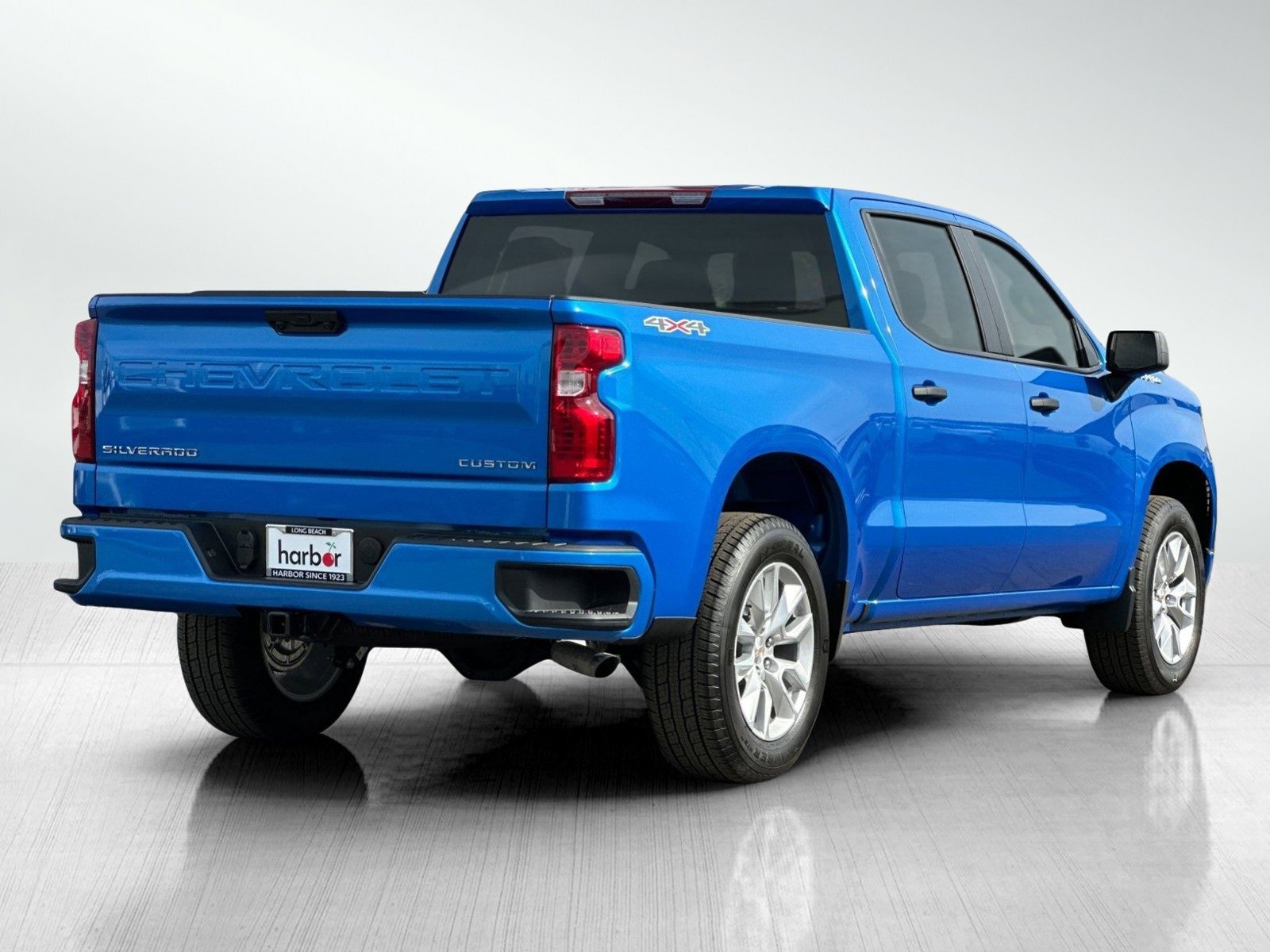 New 2025 Chevrolet Silverado 1500 Custom image 4