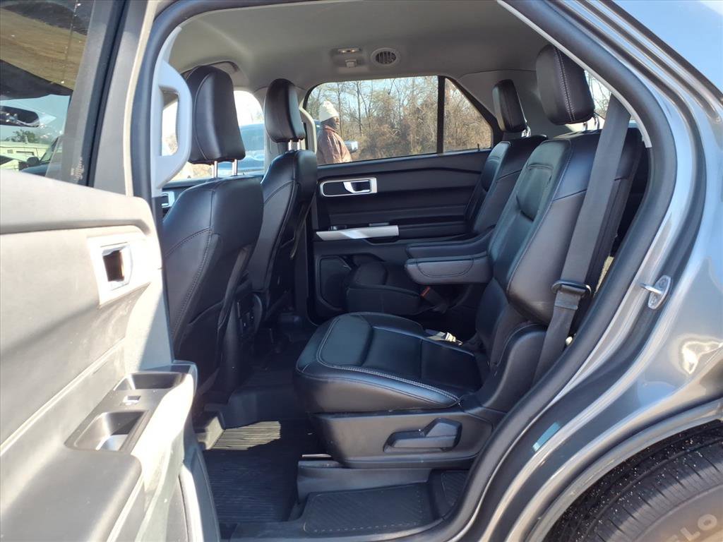Used 2023 Ford Explorer XLT w/ Equipment Group 202A image 16