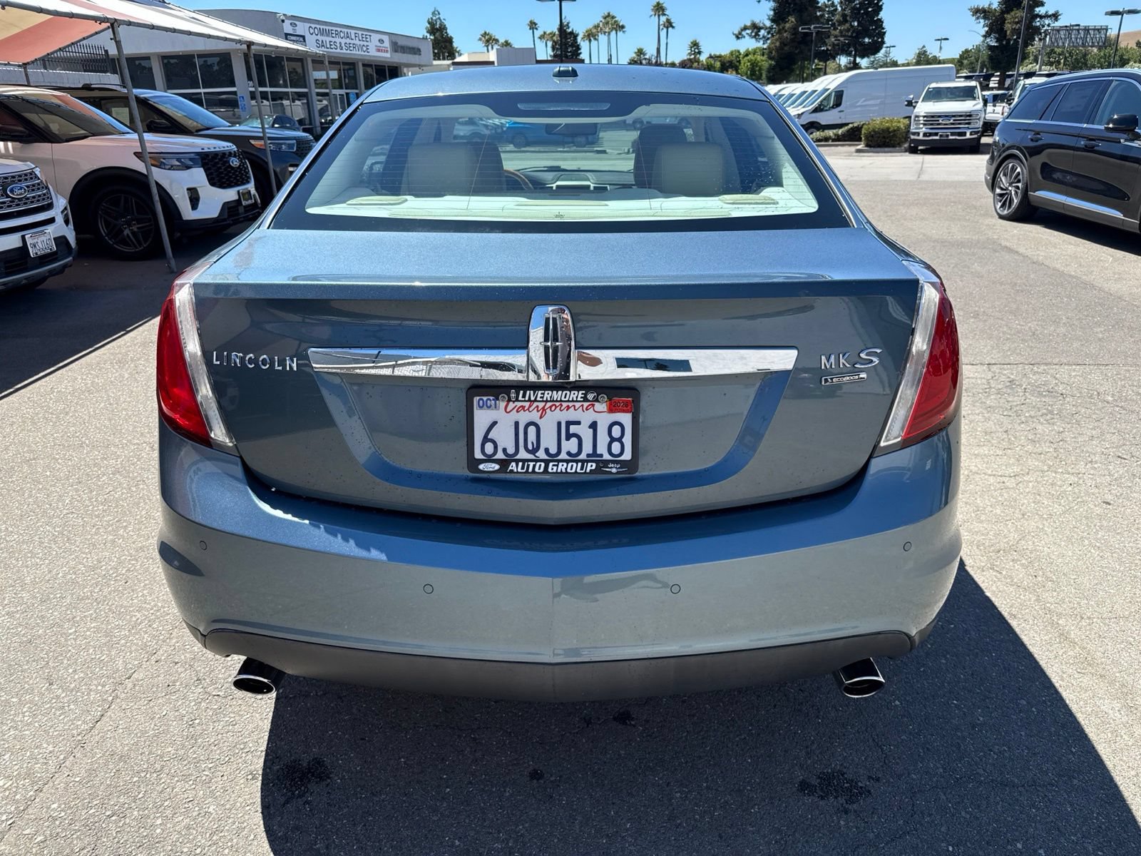 Used 2010 Lincoln MKS AWD image 4