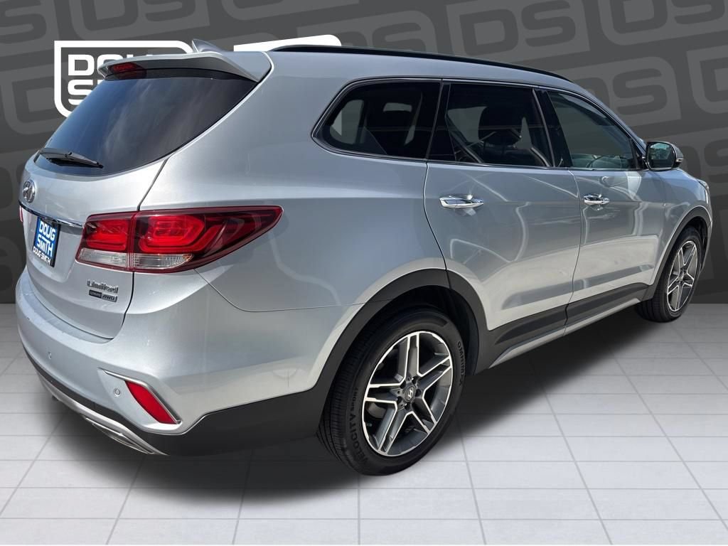 Used 2017 Hyundai Santa Fe Limited AWD/4WD image 4