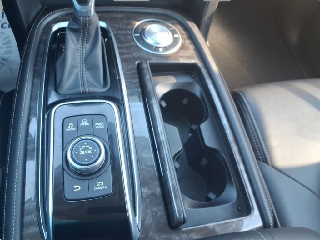 Used 2024 Nissan Armada Platinum w/ Cargo Package image 22