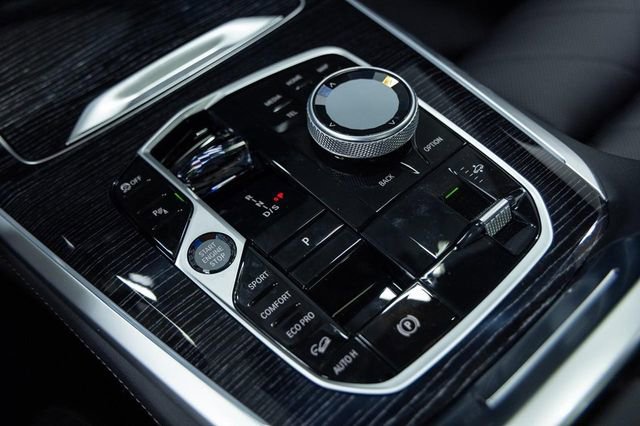 New 2026 BMW X5 M60i image 21