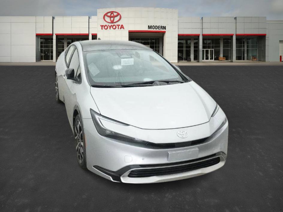 New 2026 Toyota Prius Plug-In Hybrid image 32