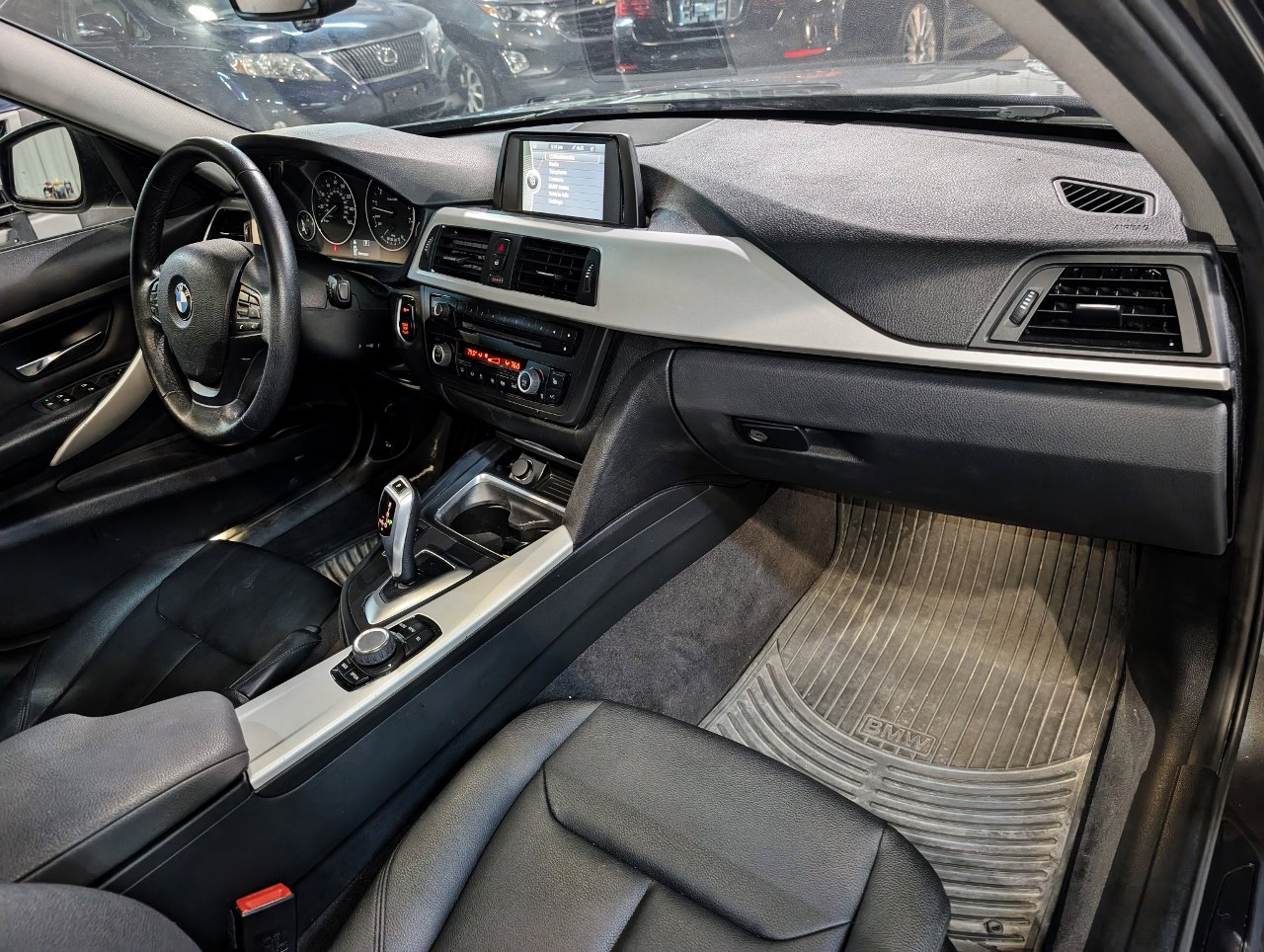 Used 2013 BMW 328i xDrive Sedan AWD/4WD image 27
