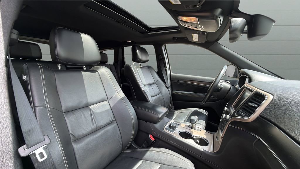 Used 2014 Jeep Grand Cherokee Limited AWD/4WD image 25
