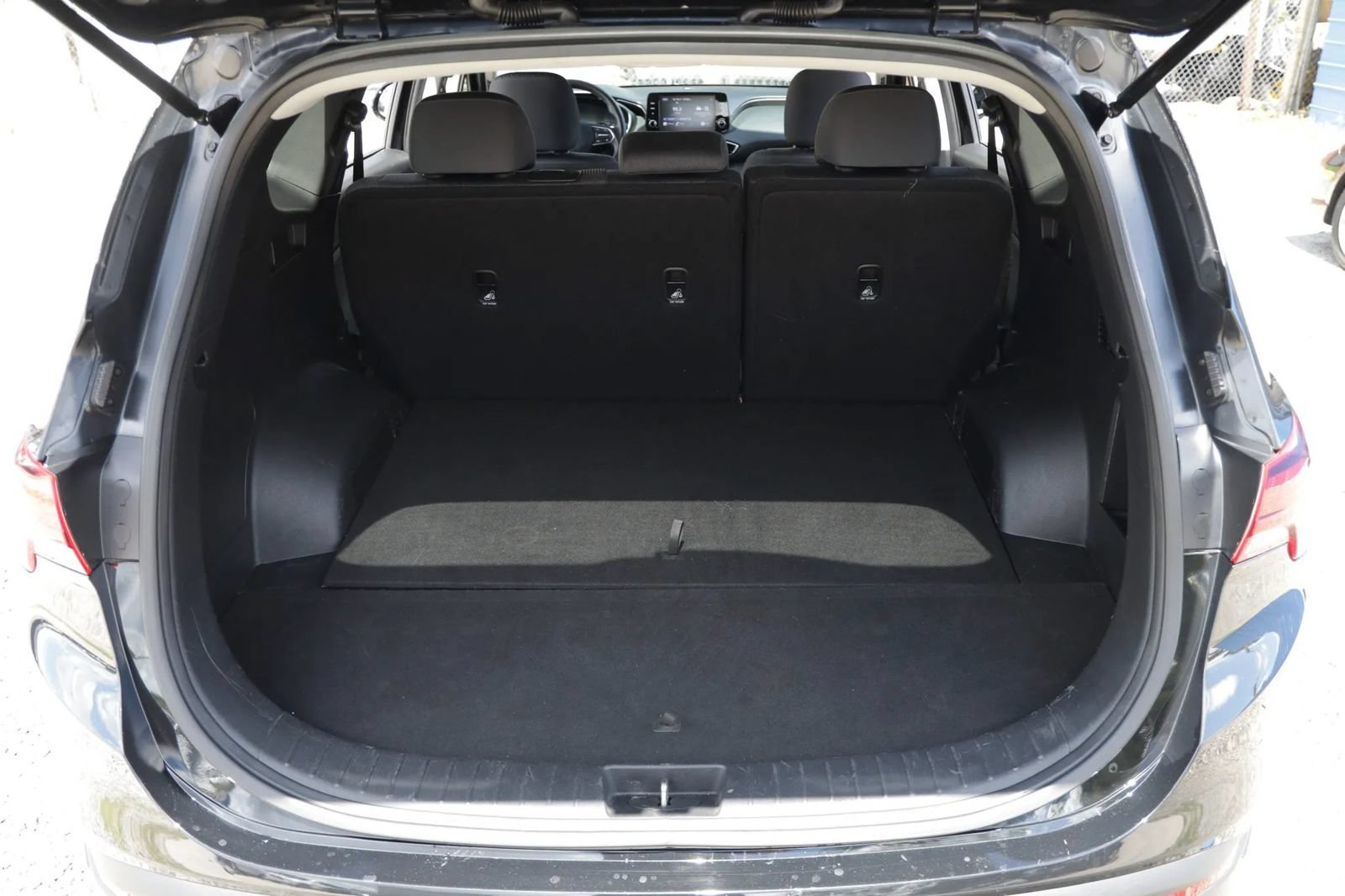 Used 2021 Hyundai Santa Fe SEL FWD image 15