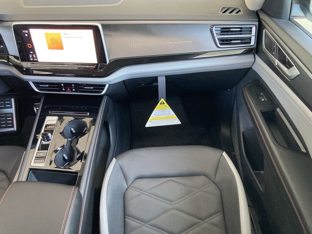 New 2026 Volkswagen Atlas Peak Edition image 16