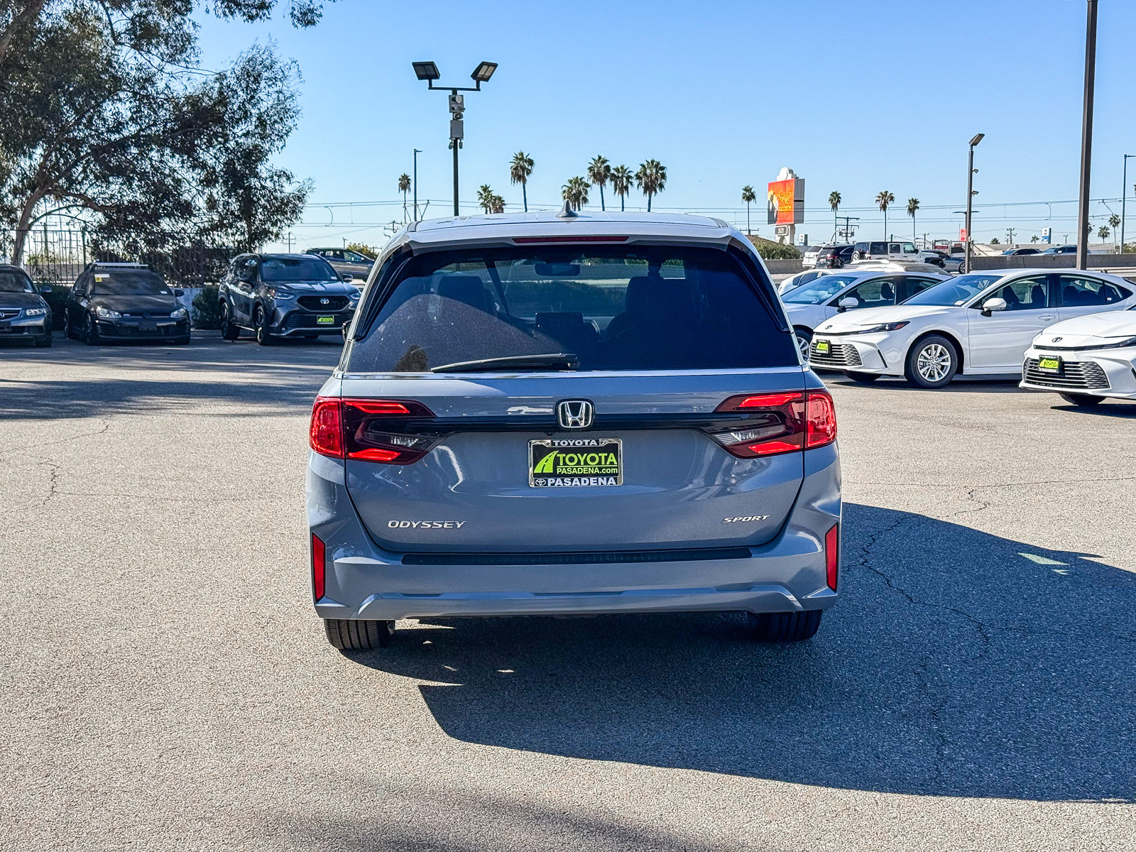 Used 2025 Honda Odyssey Sport-L image 7