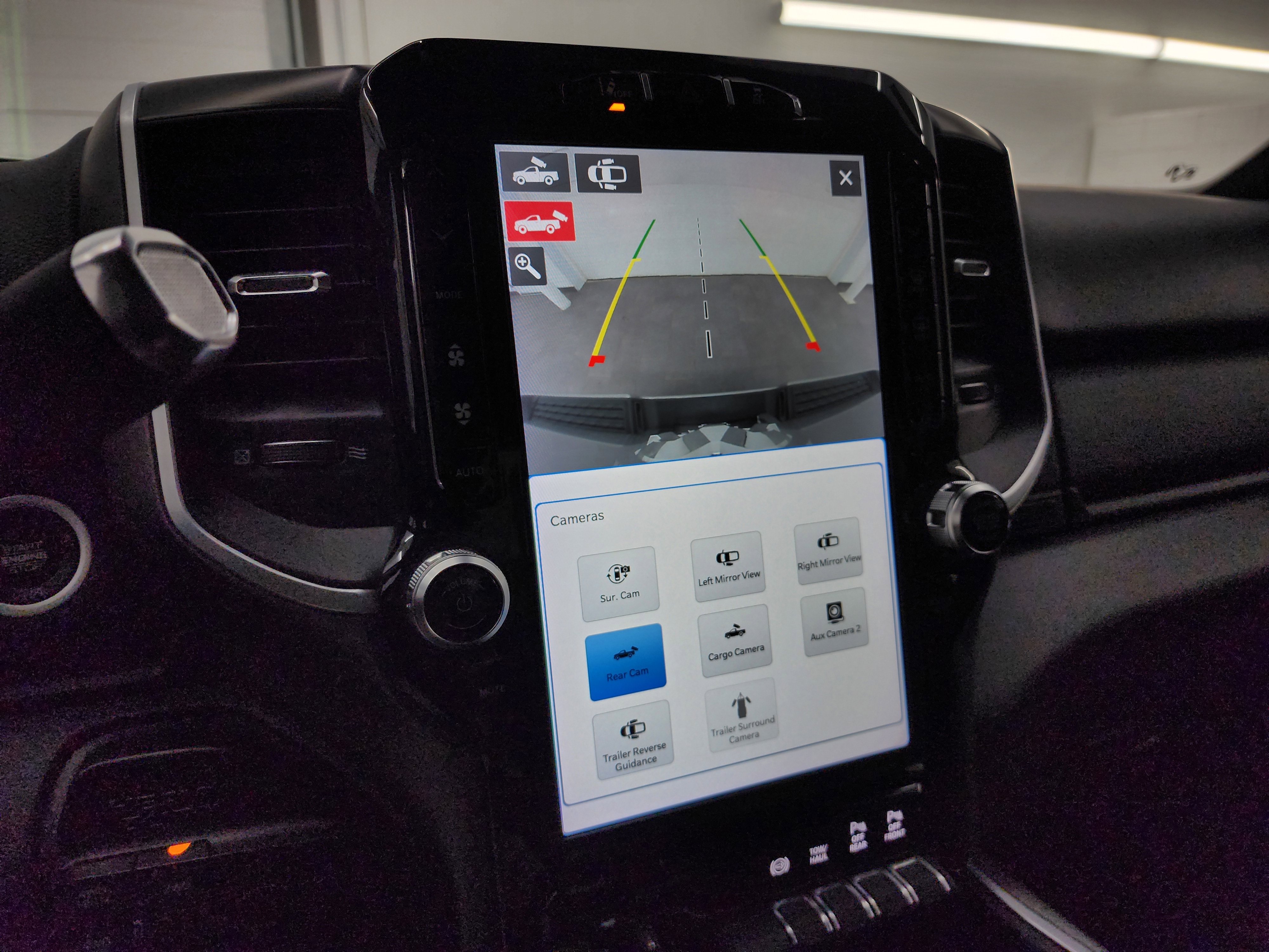 Used 2022 RAM 3500 Big Horn w/ Level B Equipment Group image 22