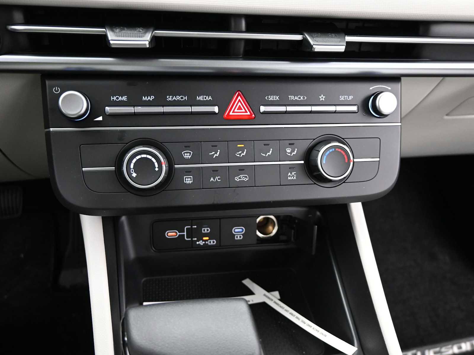 New 2026 Hyundai Tucson SE image 18