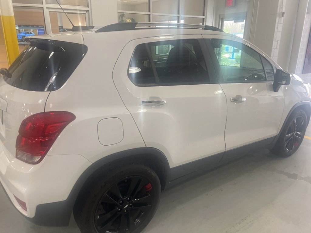 Used 2019 Chevrolet Trax LT w/ Redline Edition image 8