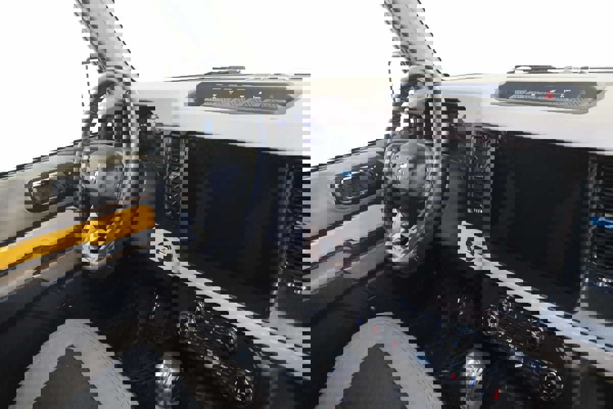 Used 2022 Ford Bronco Wildtrak image 45