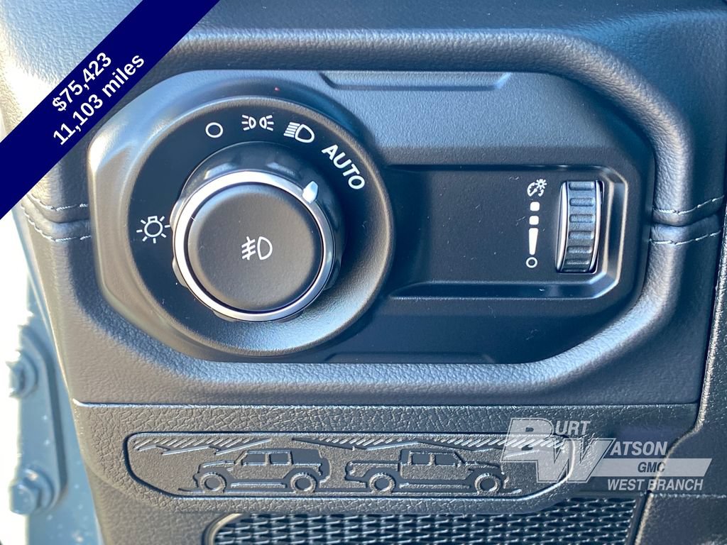 Used 2025 Jeep Wrangler Unlimited Rubicon 392 AWD/4WD image 34
