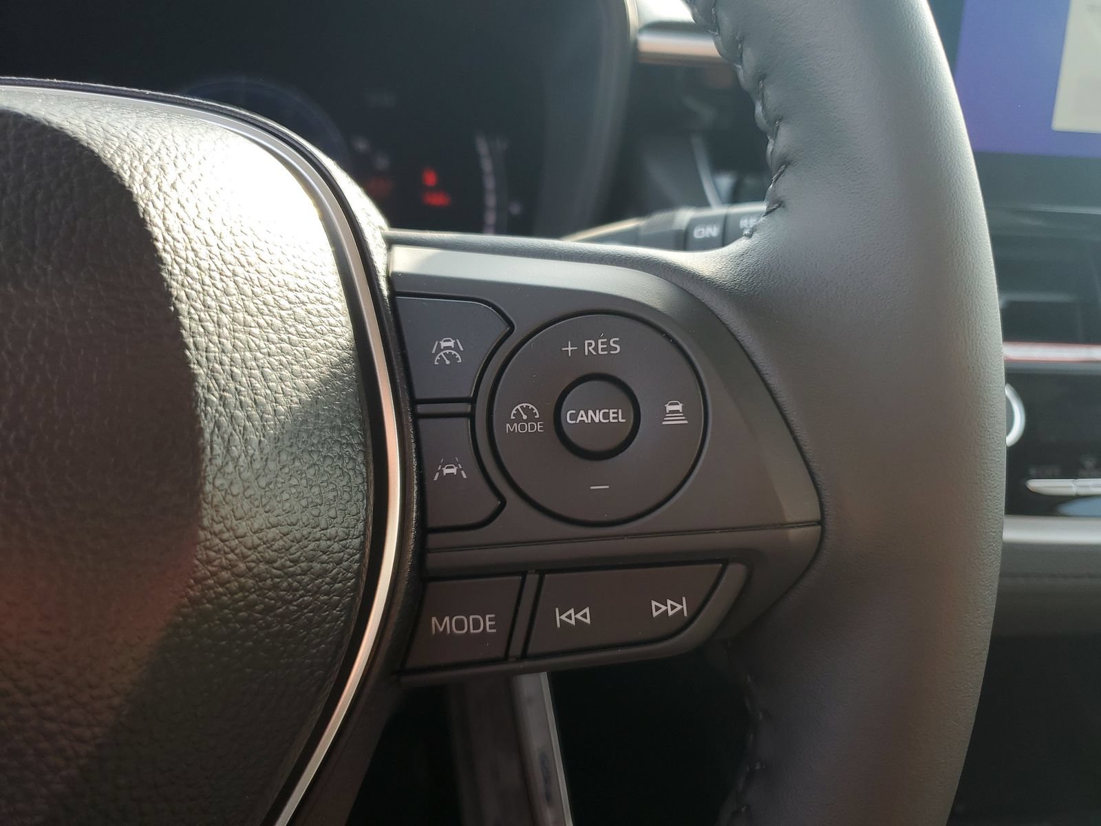 New 2026 Toyota Corolla Cross LE AWD/4WD image 23