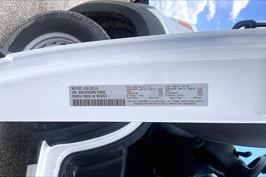 New 2024 RAM ProMaster 2500 w/ Convenience Group image 11