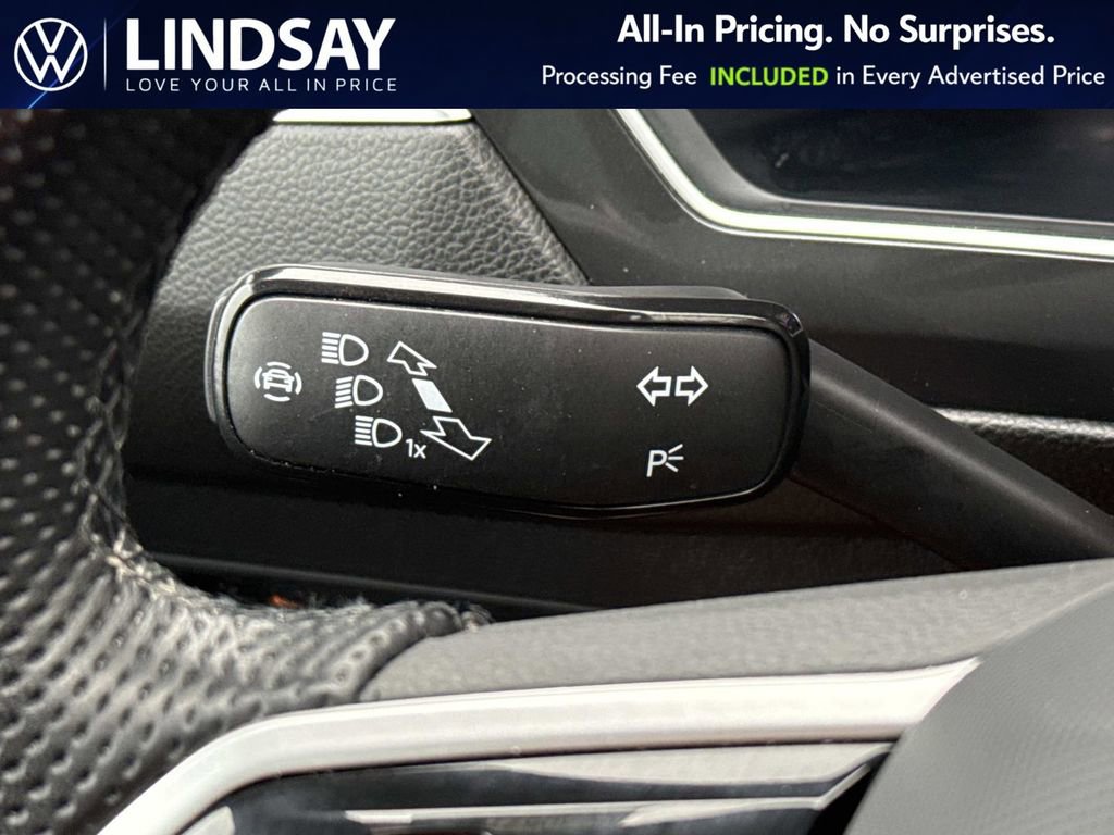 Used 2023 Volkswagen Tiguan SE R-Line AWD/4WD image 23