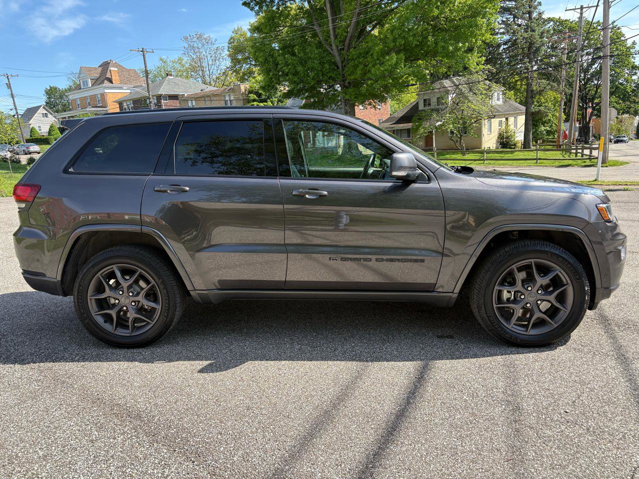 Used 2021 Jeep Grand Cherokee Limited w/ Quick Order Package 28K 80th AWD/4WD image 12