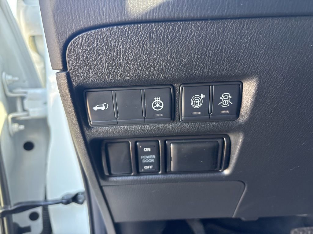 Used 2020 Nissan Armada Platinum w/ Platinum Reserve Package image 15