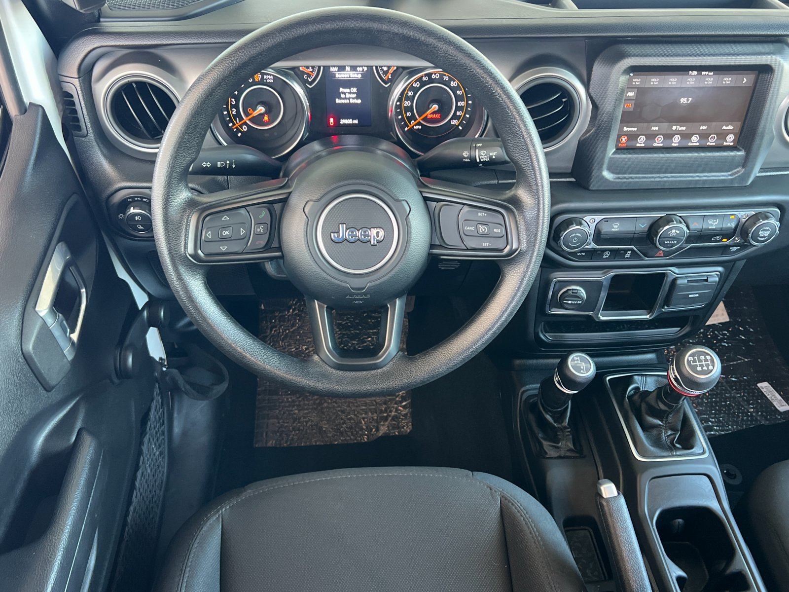 Used 2022 Jeep Gladiator Sport AWD/4WD image 14