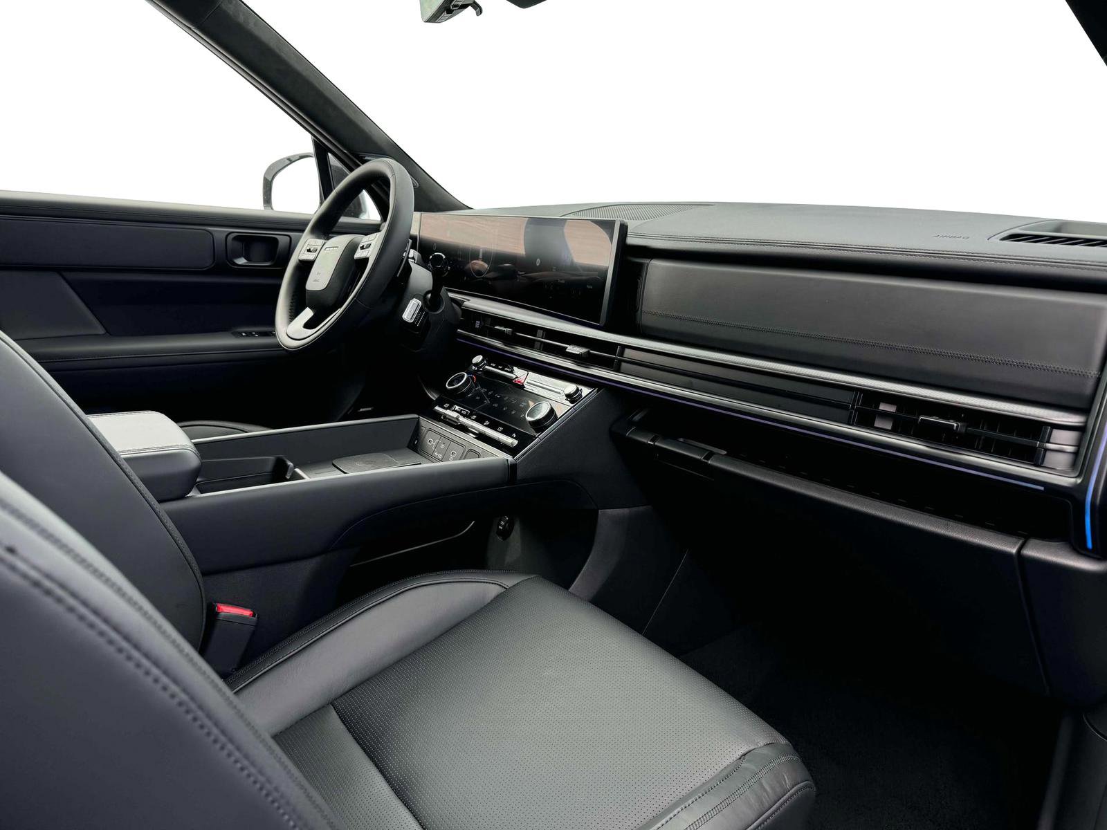 Used 2025 Hyundai Santa Fe Calligraphy image 13