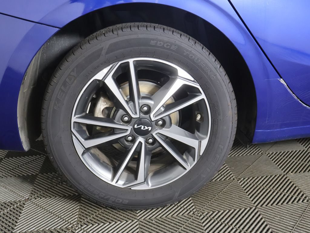 Used 2023 Kia Forte LXS FWD image 18