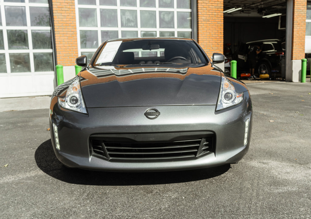 Used 2017 Nissan 370Z Coupe RWD image 24