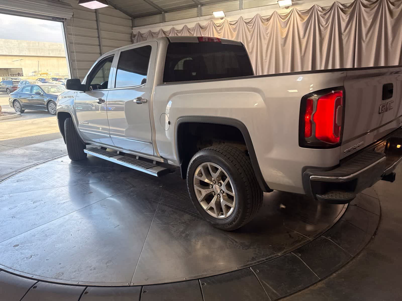 Used 2016 GMC Sierra 1500 SLT w/ SLT Premium Package AWD/4WD image 7